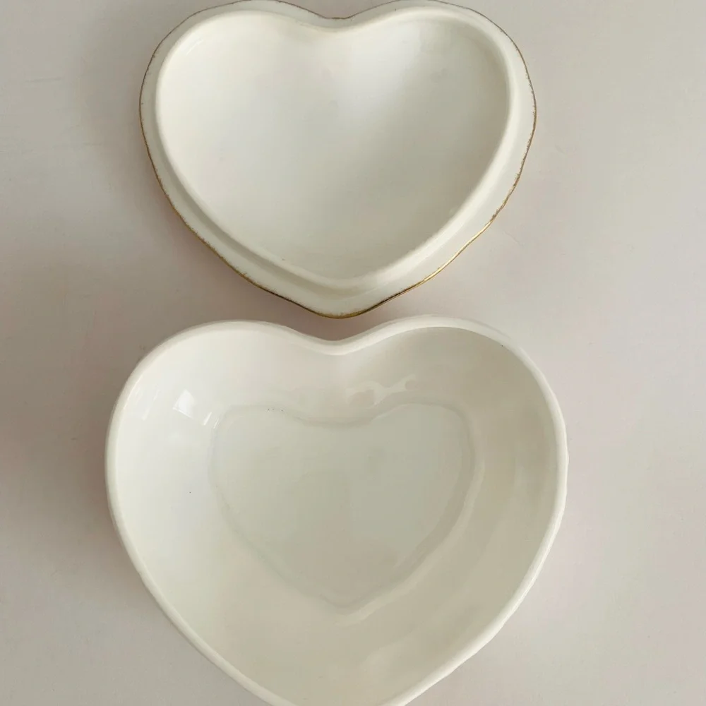 Vtg Royal Albert Old Country Roses Heart-Shaped Porcelain Trinket Dish